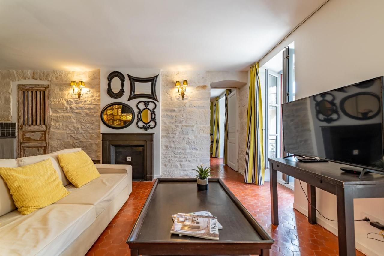 L'Envoutement Provencal Au Coeur De L'Ecusson - Une Nuit A Nîmes Exterior foto