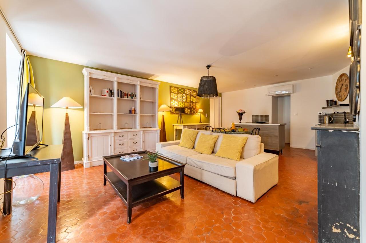 L'Envoutement Provencal Au Coeur De L'Ecusson - Une Nuit A Nîmes Exterior foto